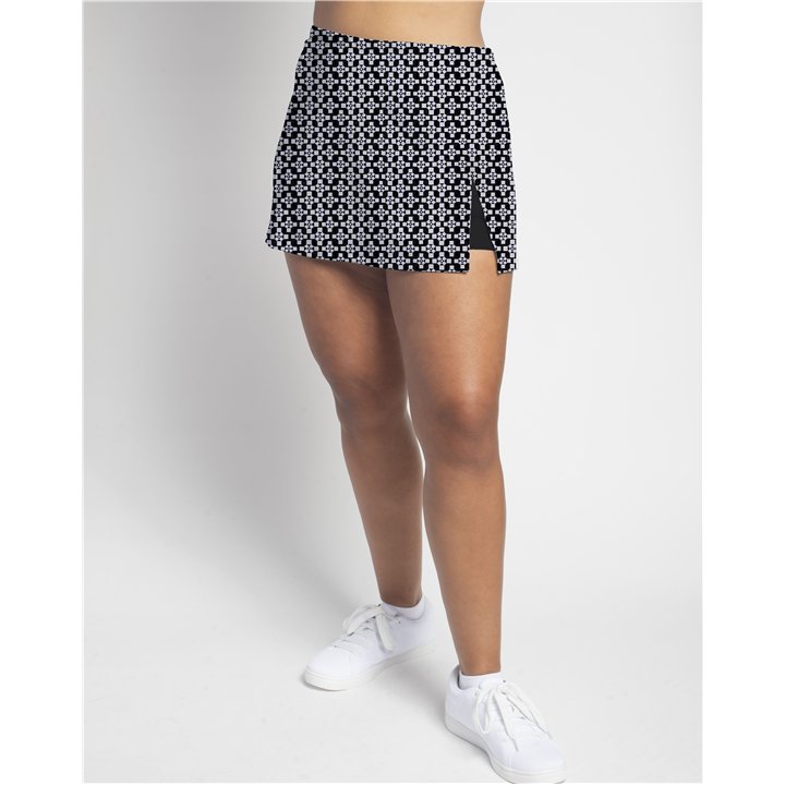 Side Slit - BW Criss Cross