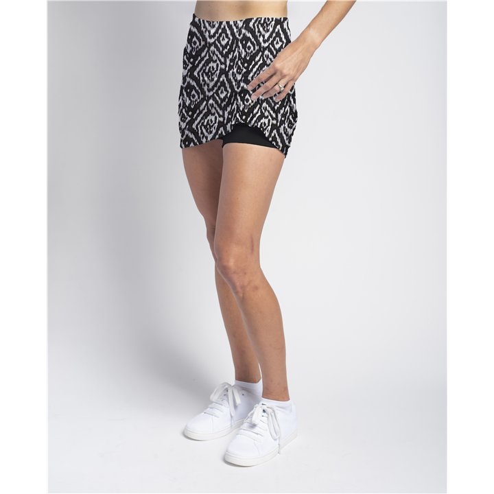 Sporty - BW Tribal Ikat